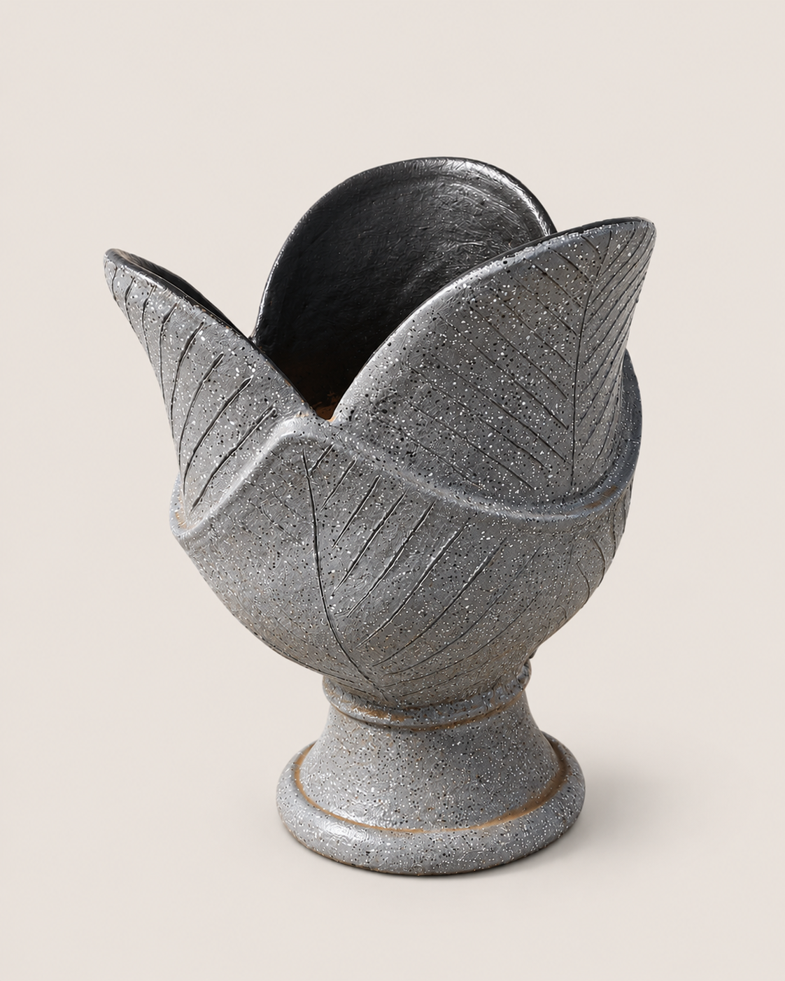 Ogwen Leaf Vessel — handcrafted African outdoor by Terry scape in Kenya