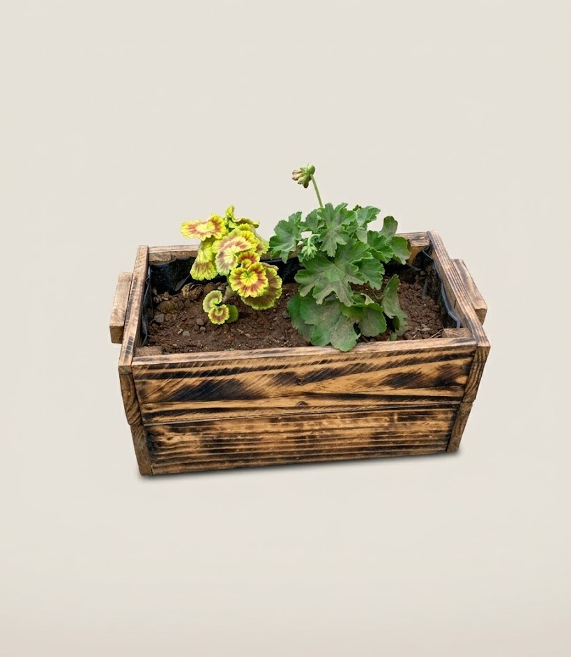Mbila Planter Box — handcrafted African outdoor by FashonistarGallery in Kenya (view 2)
