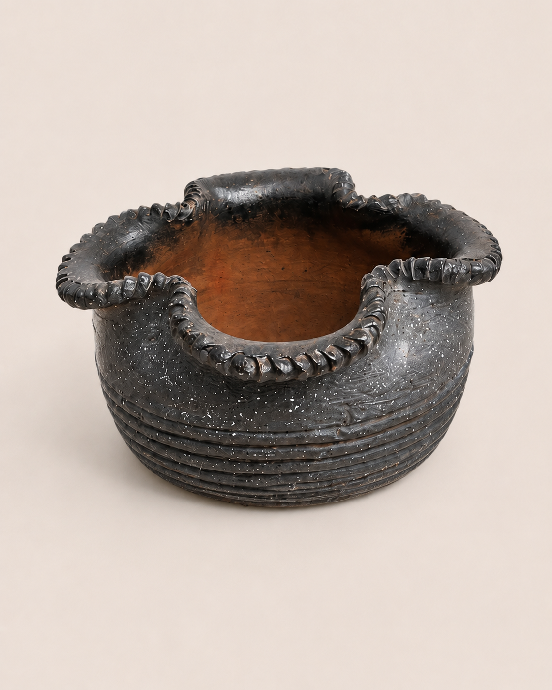 Jishio Clay Amphora — handcrafted African outdoor by Paulinemumu4 in Kenya