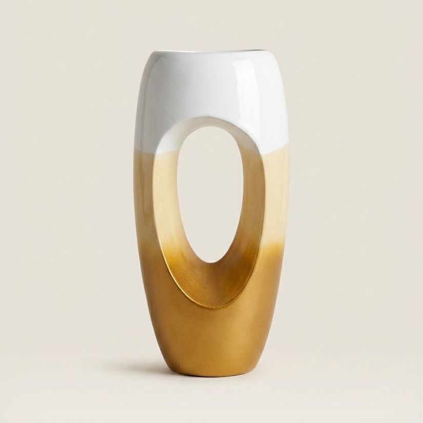 chete Accent Vase — handcrafted African outdoor by John fiberglasspots in Kenya