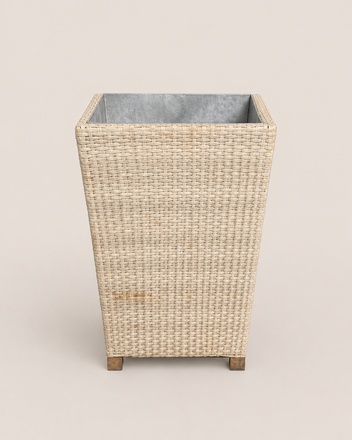 Elian Planter — handcrafted African outdoor by Miche Miche in Kenya