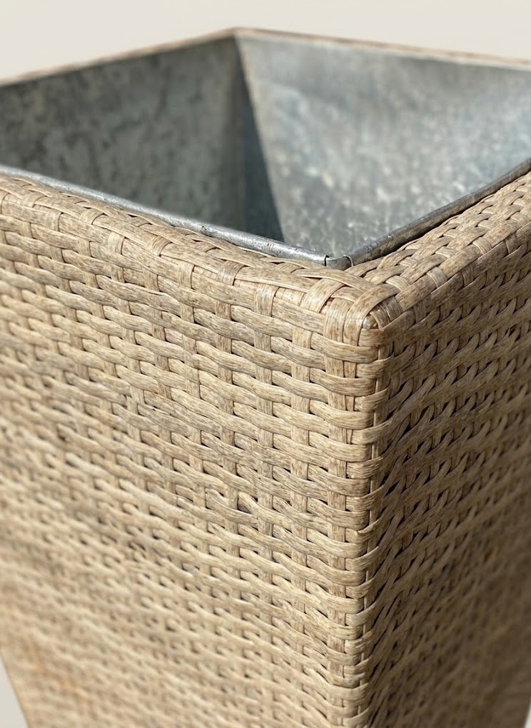 Elian Planter — handcrafted African outdoor by Miche Miche in Kenya (view 3)