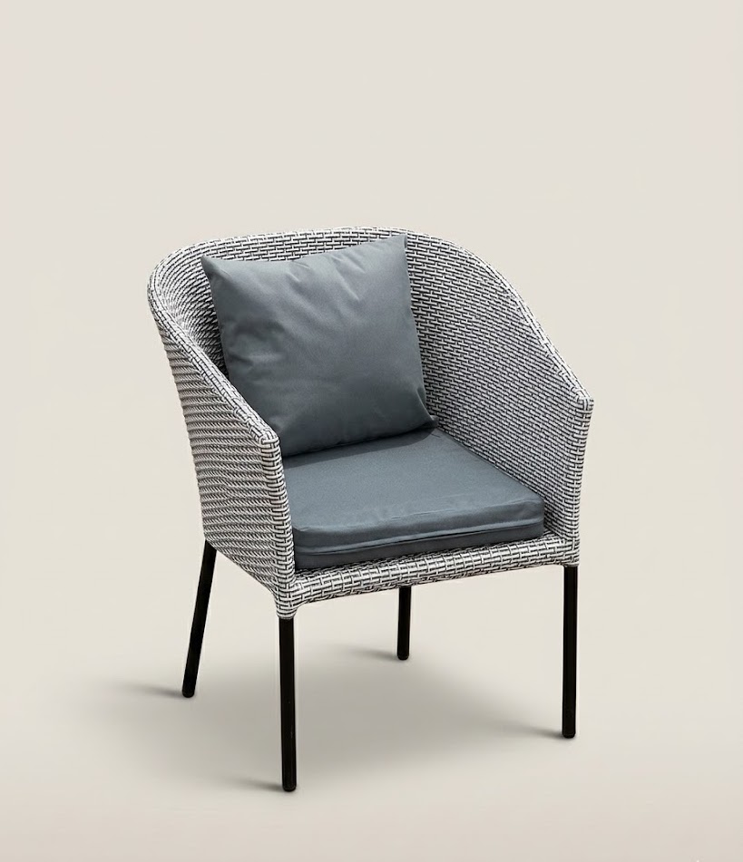 Seat Olmurani Lounger — handcrafted African furniture by JB.masaku in Kenya