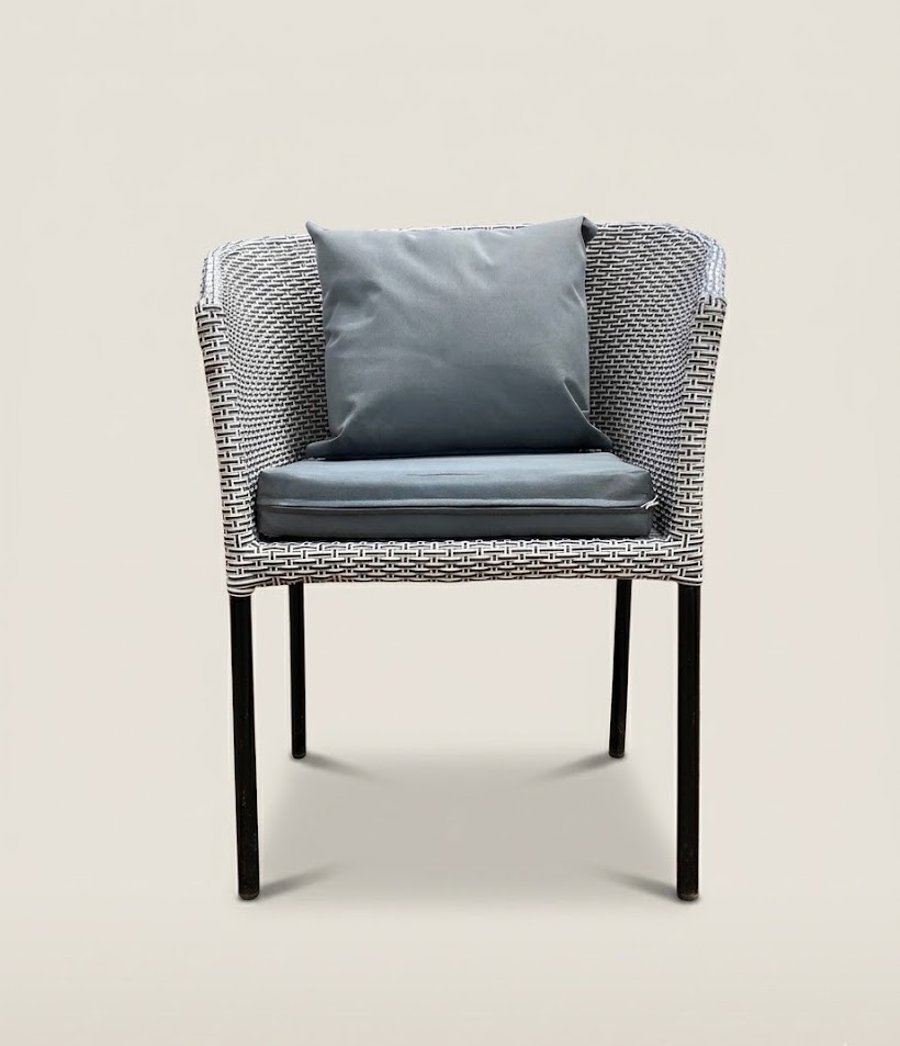 Seat Olmurani Lounger — handcrafted African furniture by JB.masaku in Kenya (view 2)