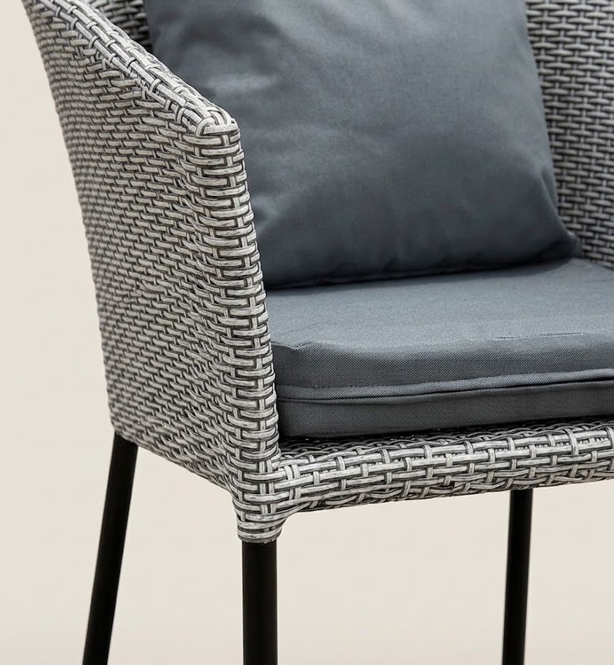 Seat Olmurani Lounger — handcrafted African furniture by JB.masaku in Kenya (view 3)