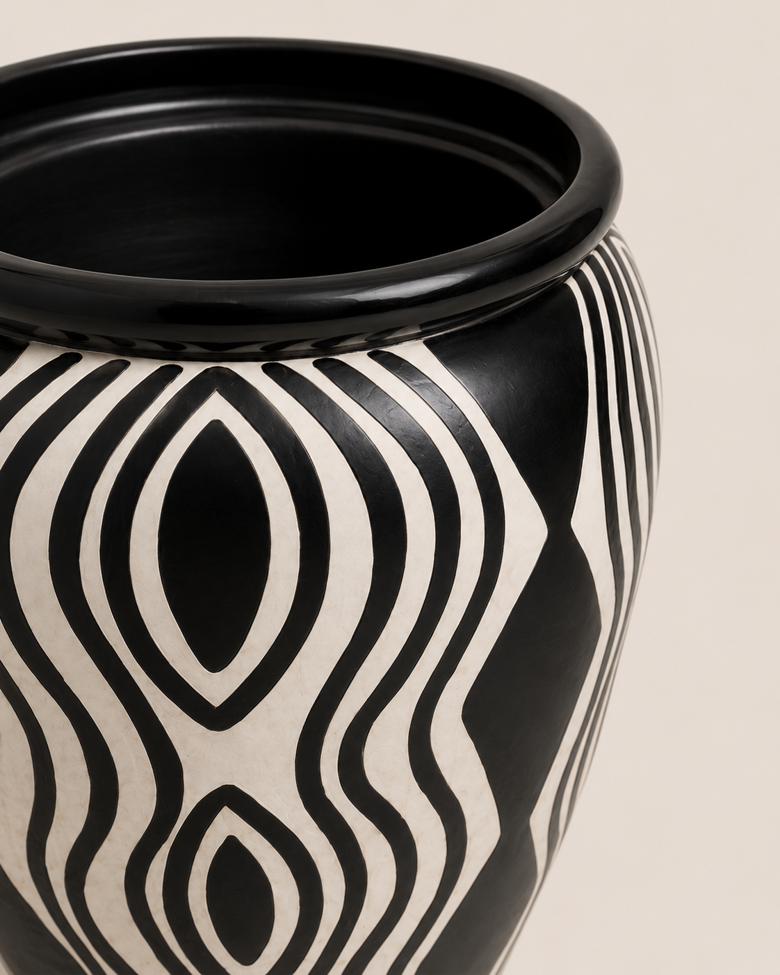 Ochuko Planter — handcrafted African outdoor by Jawaflowers  in Kenya (view 3)