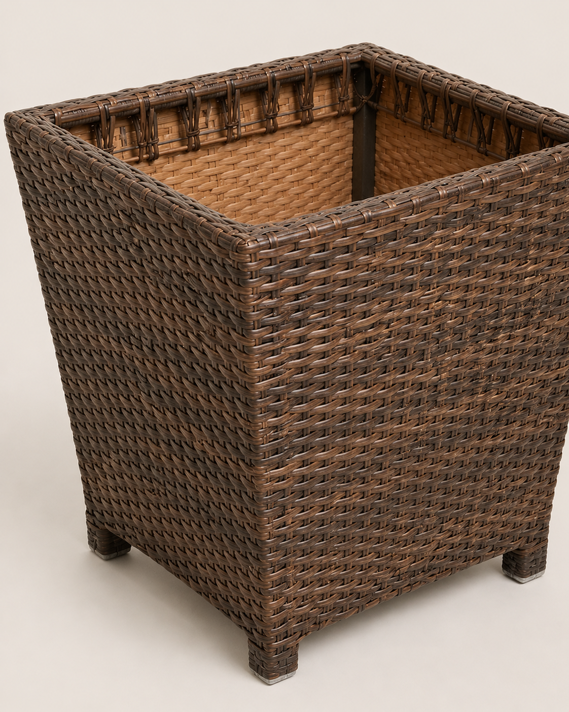 Fadi Planter — handcrafted African outdoor by Miche Miche in Kenya (view 3)