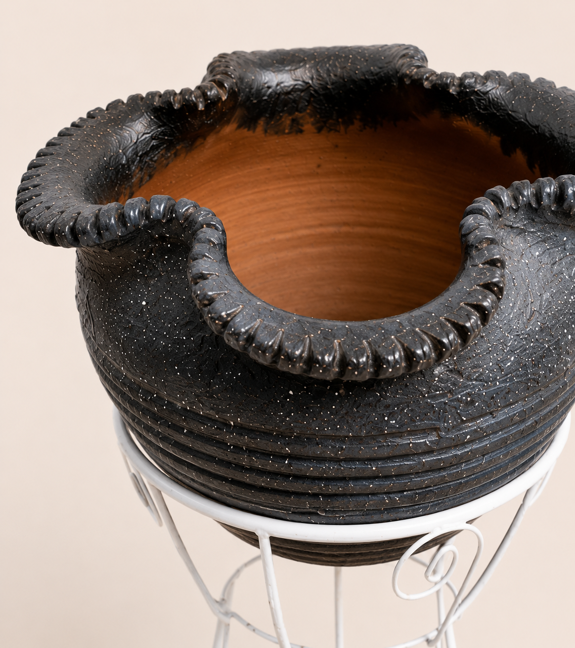 Cidaga Clay Planter — handcrafted African outdoor by Paulinemumu4 in Kenya (view 3)
