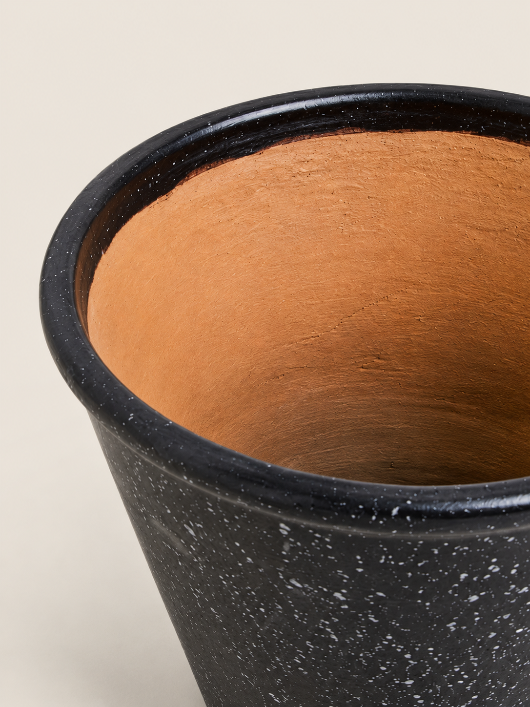 Fahari Clay Planter — handcrafted African outdoor by Kibethis  in Kenya (view 3)